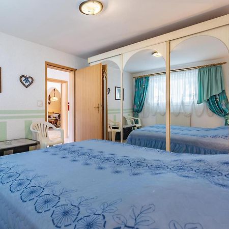 3 Bedroom Awesome Apartment In Pavicini 外观 照片