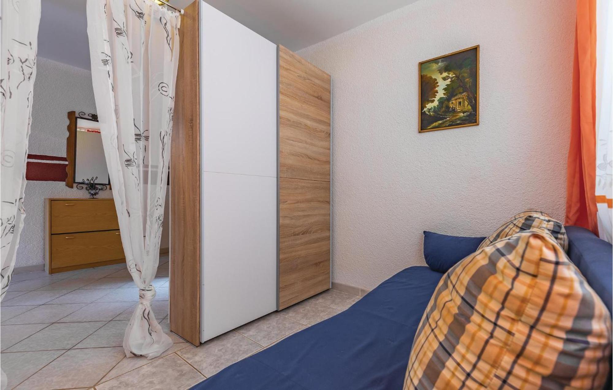 3 Bedroom Awesome Apartment In Pavicini 外观 照片
